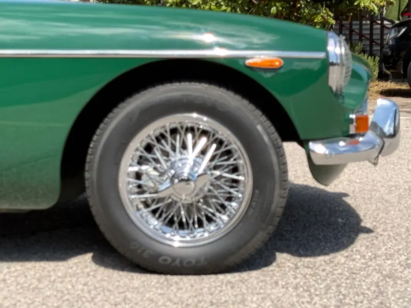 MG B 1800 ROADSTER TARGA ORIGINALE TO 19