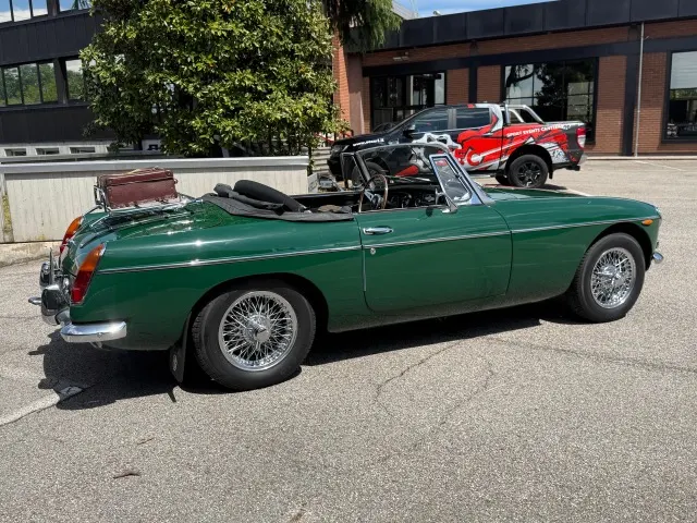 MG B 1800 ROADSTER TARGA ORIGINALE TO 17
