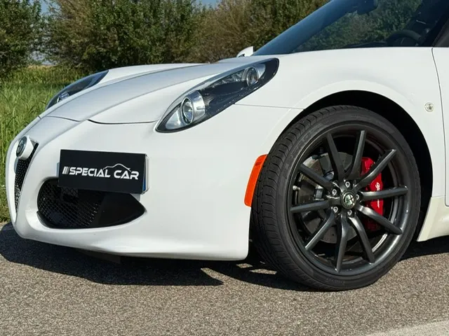 Alfa Romeo 4C Spider 1750 Tbi SOLO 9.500 KM!!! NUOVA!!! 15