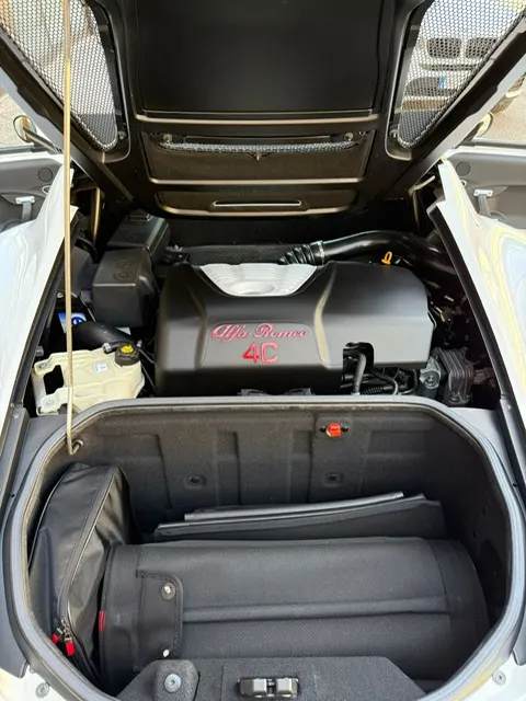 Alfa Romeo 4C Spider 1750 Tbi SOLO 9.500 KM!!! NUOVA!!! 16