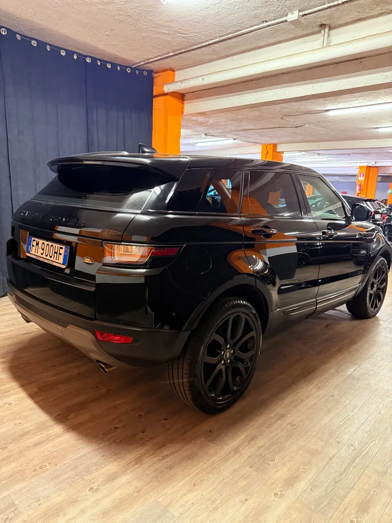 EVOQUE 4×4 34
