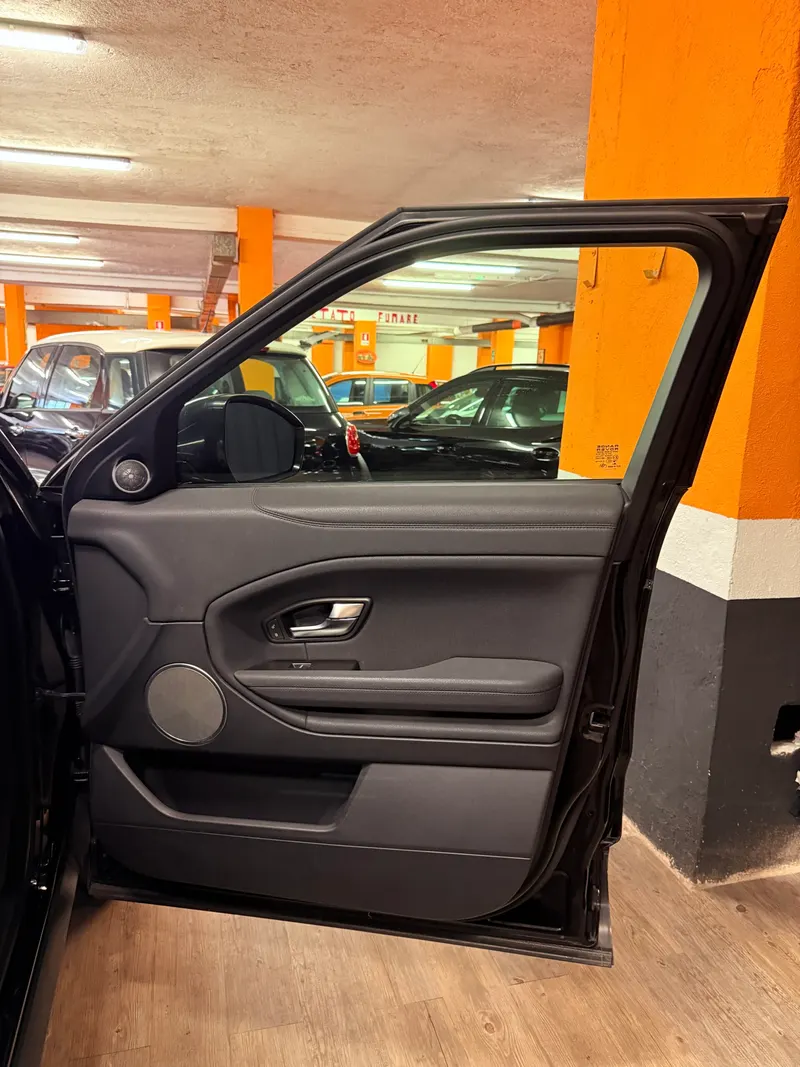 EVOQUE 4×4 17