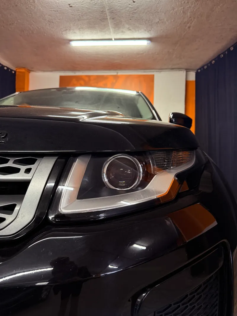 EVOQUE 4×4 8
