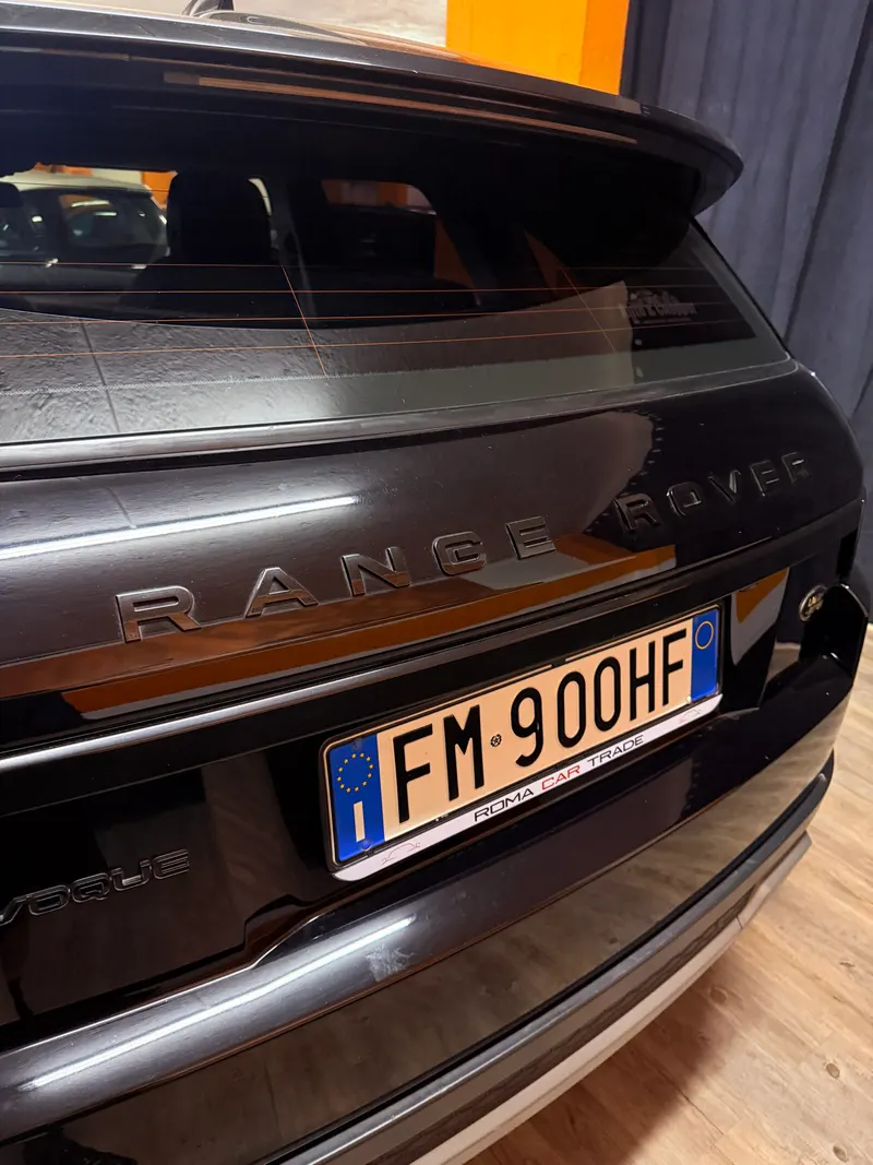 EVOQUE 4×4 68