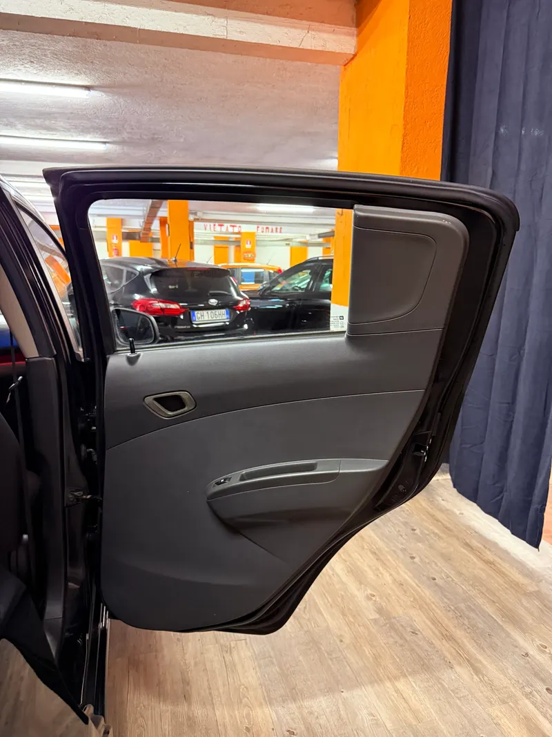 Chevrolet SPARK CON 63.454 KM UNICO PROPRIETARIO 68