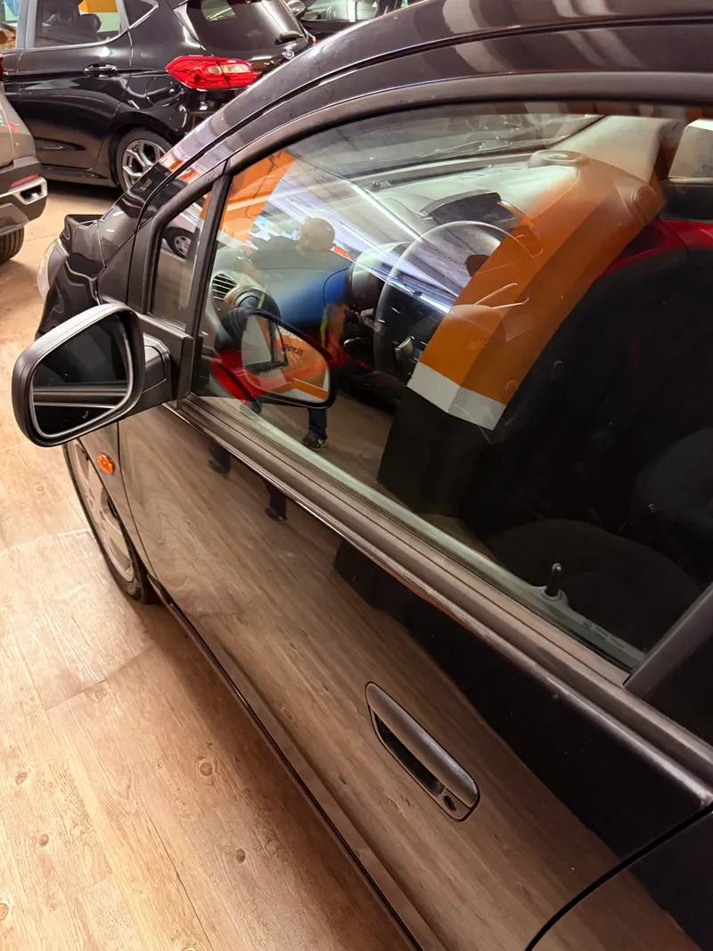 Chevrolet SPARK CON 63.454 KM UNICO PROPRIETARIO 25