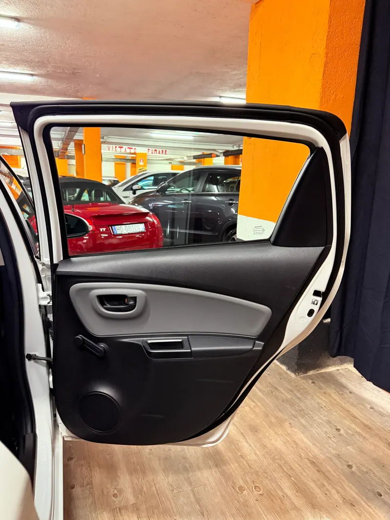 Toyota YARIS, IN CONDIZIONI DA VETRINA CON SOLI 2930 KM 30