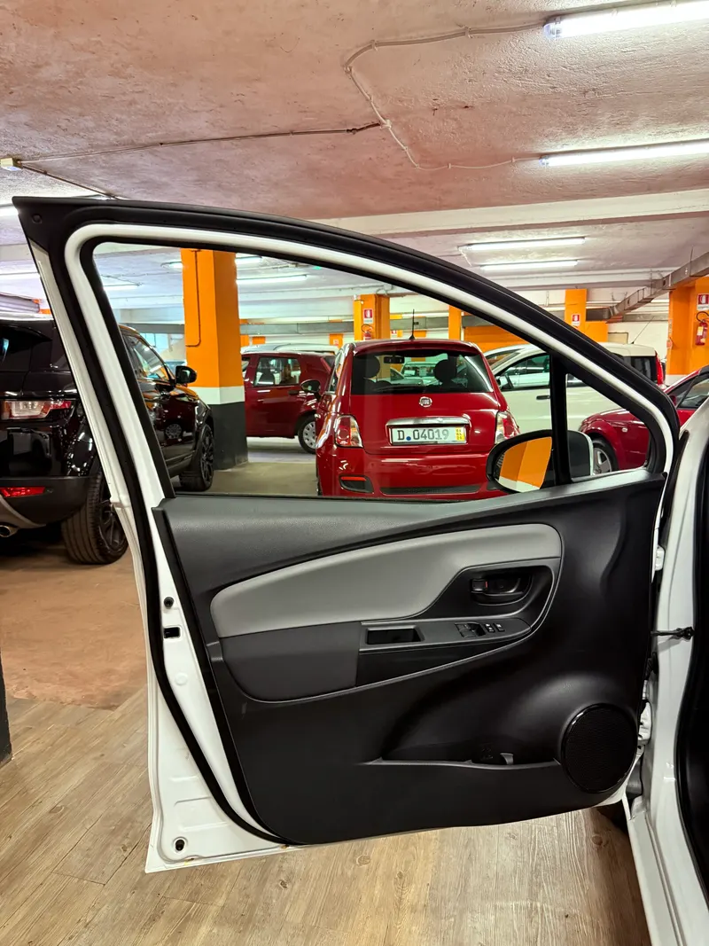 Toyota YARIS, IN CONDIZIONI DA VETRINA CON SOLI 2930 KM 37