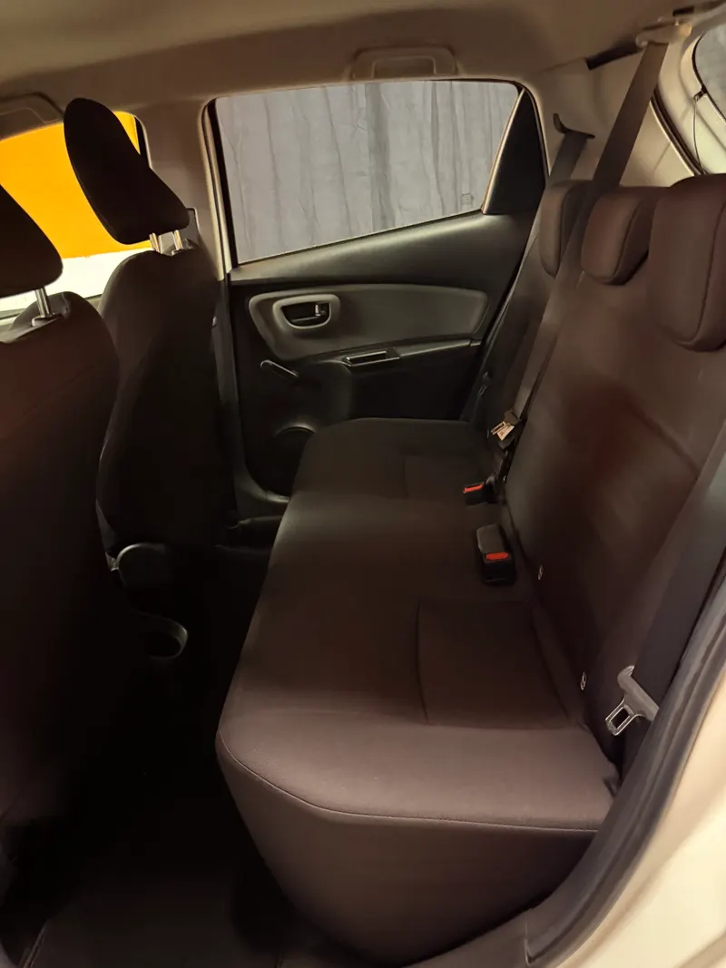 Toyota YARIS, IN CONDIZIONI DA VETRINA CON SOLI 2930 KM 34