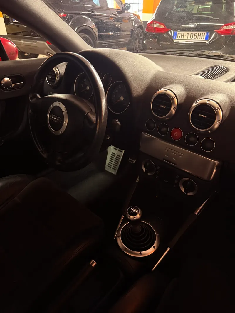 Audi TT ROADSTER COME DA VETRINA 56