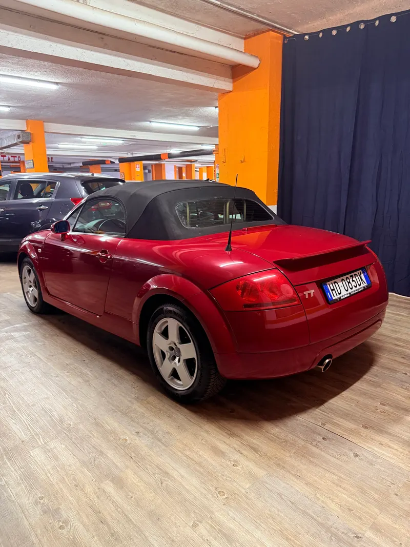 Audi TT ROADSTER COME DA VETRINA 23