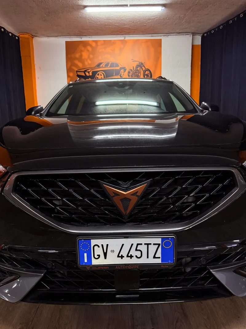 FORMENTOR HYBRID PLUG-IN CON SOLI 36.512 KM 7