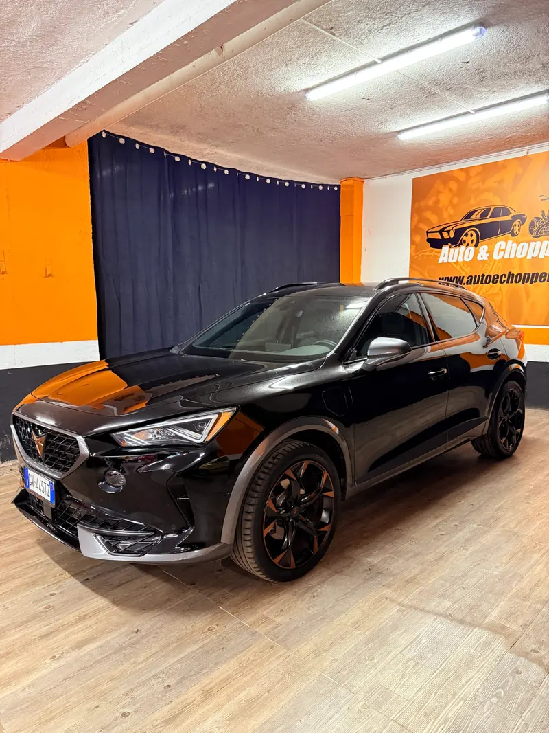 FORMENTOR HYBRID PLUG-IN CON SOLI 36.512 KM 12