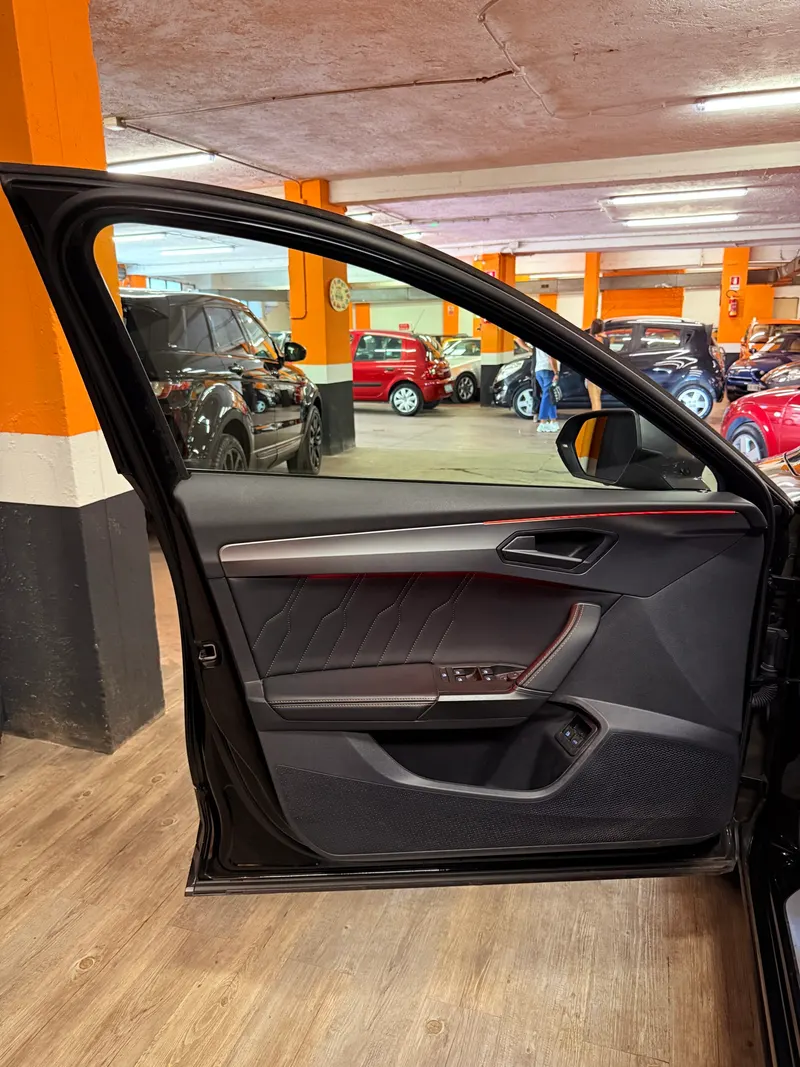 FORMENTOR HYBRID PLUG-IN CON SOLI 36.512 KM 45