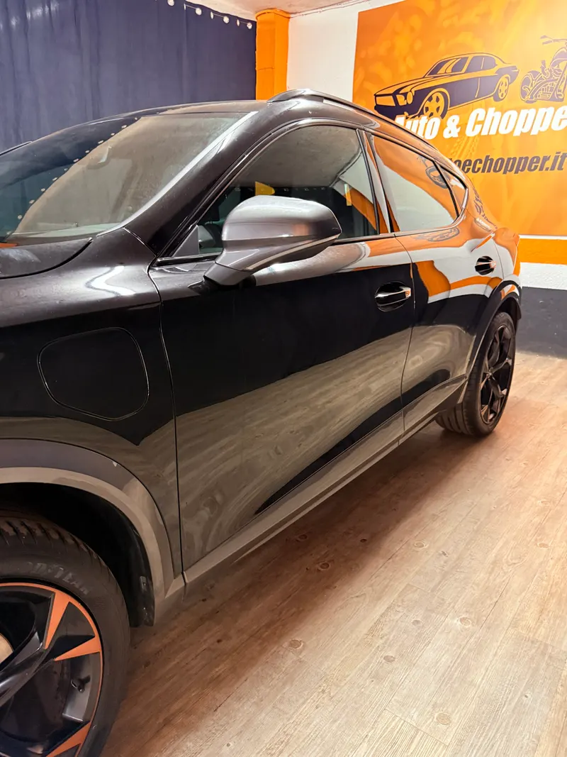 FORMENTOR HYBRID PLUG-IN CON SOLI 36.512 KM 15