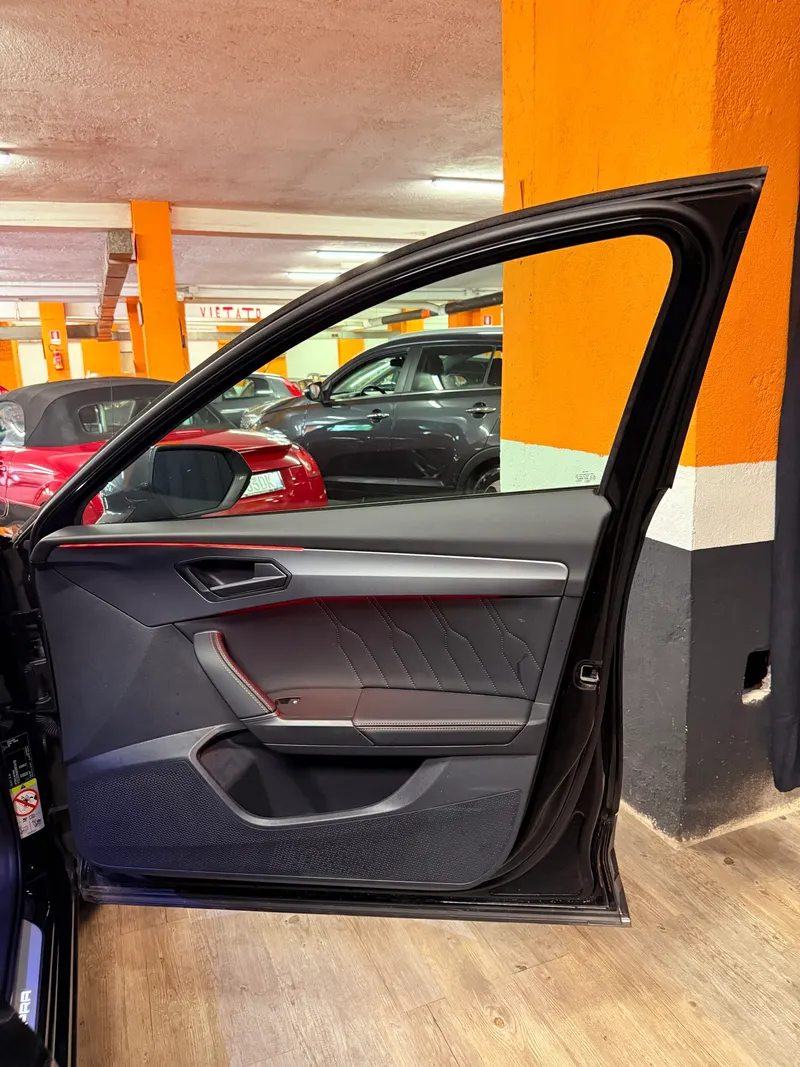 FORMENTOR HYBRID PLUG-IN CON SOLI 36.512 KM 96
