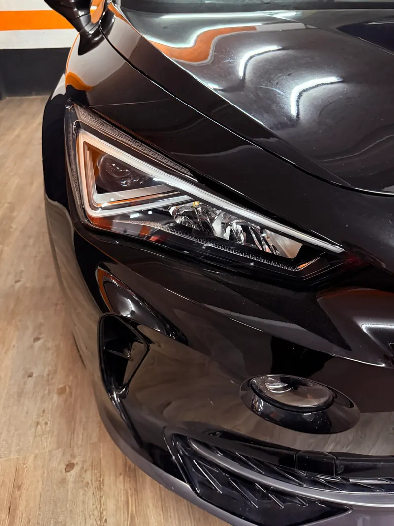 FORMENTOR HYBRID PLUG-IN CON SOLI 36.512 KM 5