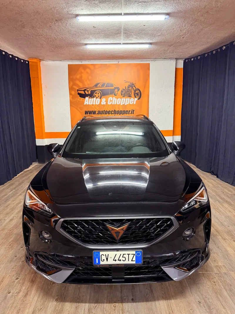 FORMENTOR HYBRID PLUG-IN CON SOLI 36.512 KM 8