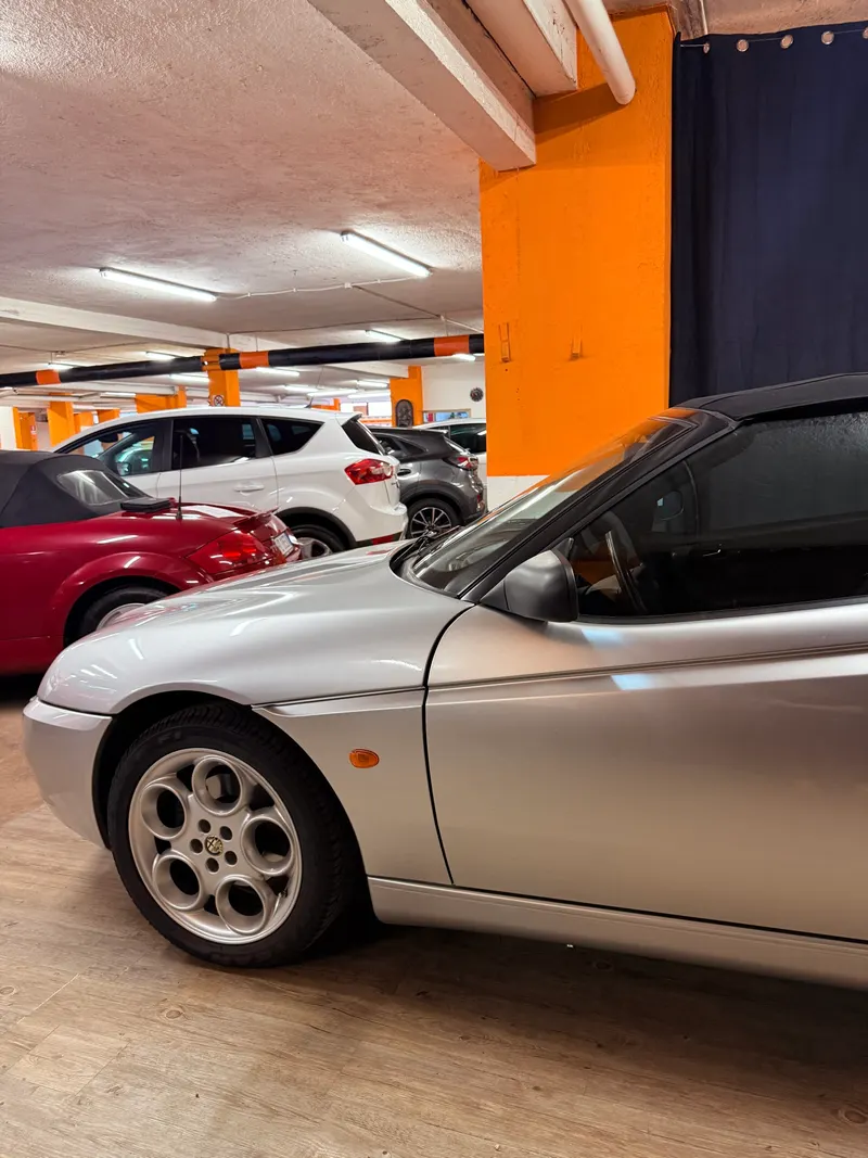 Alfa Romeo SPIDER 916 UNICO PROPRIETARIO CON SOLI 20.688 KM UNICA IN ITALIA 8
