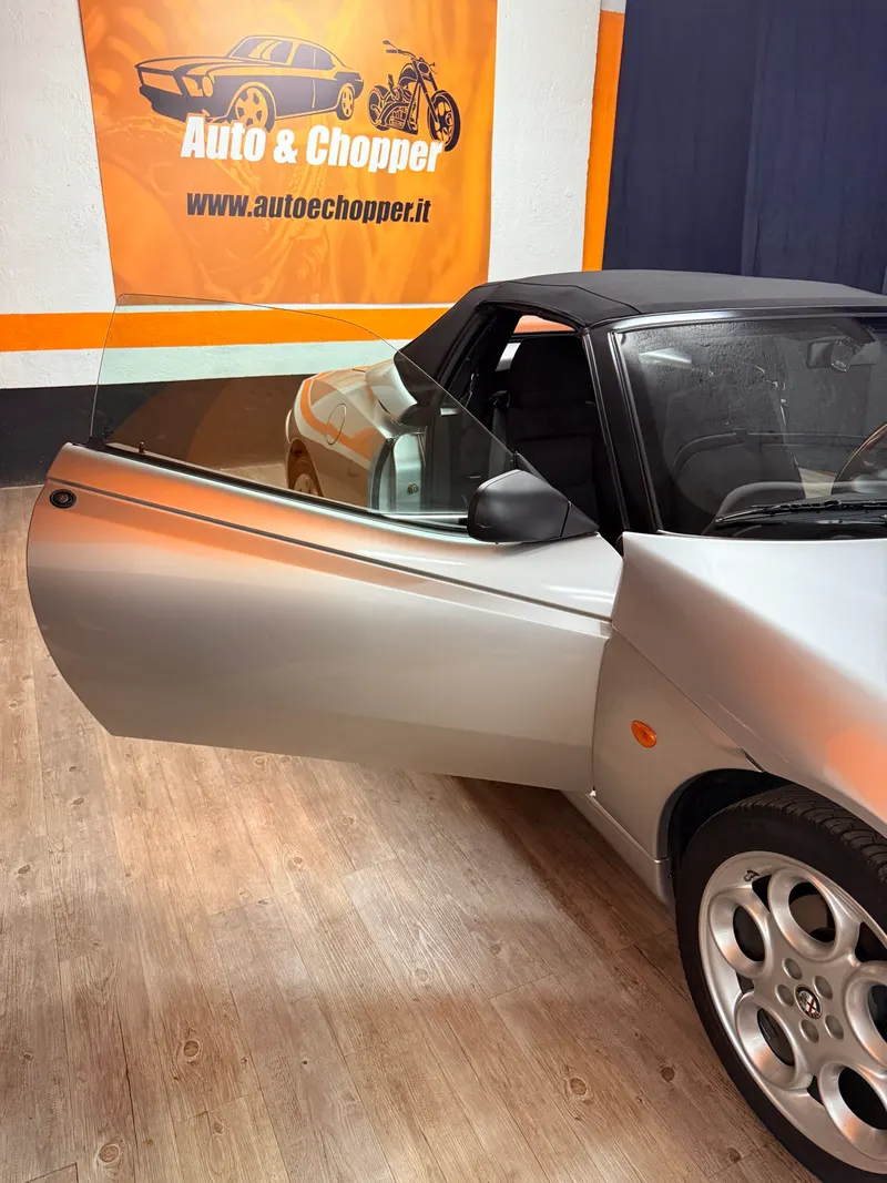 Alfa Romeo SPIDER 916 UNICO PROPRIETARIO CON SOLI 20.688 KM UNICA IN ITALIA 26