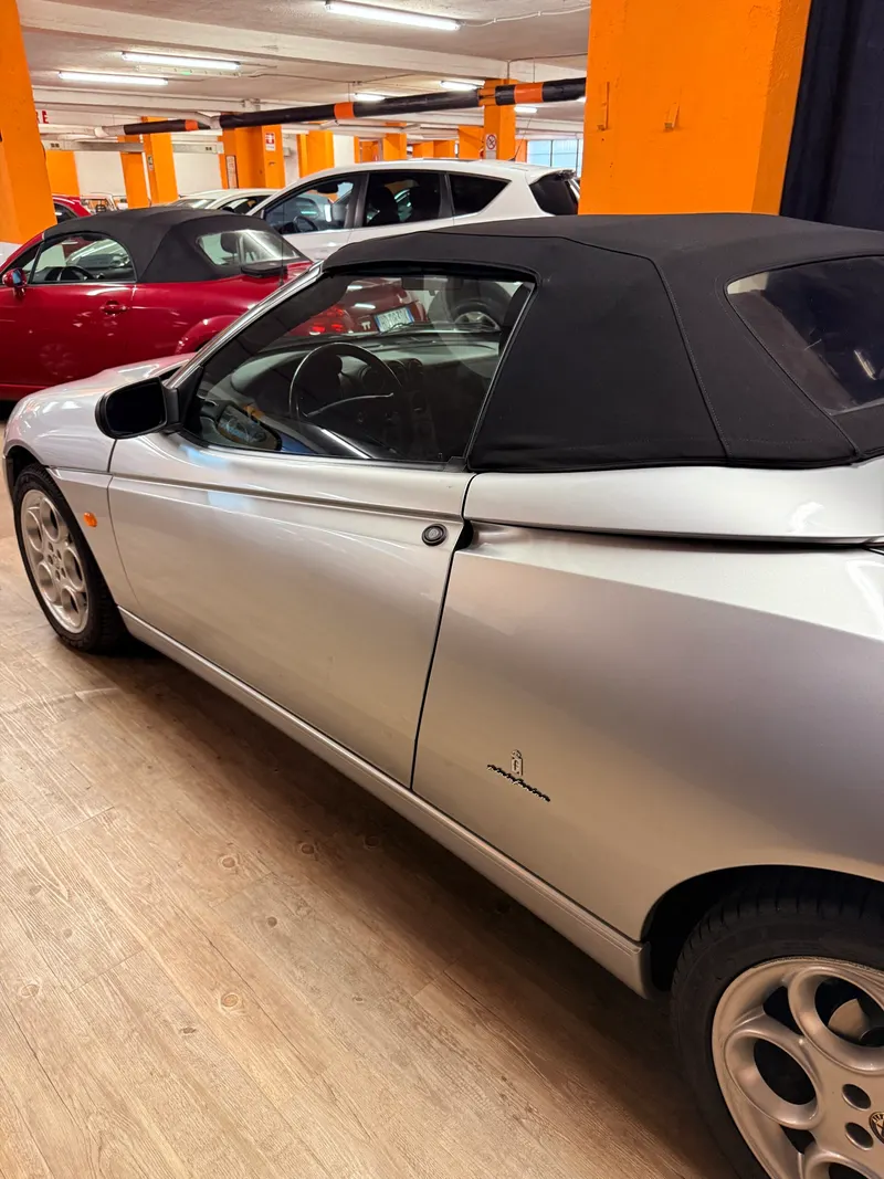 Alfa Romeo SPIDER 916 UNICO PROPRIETARIO CON SOLI 20.688 KM UNICA IN ITALIA 11