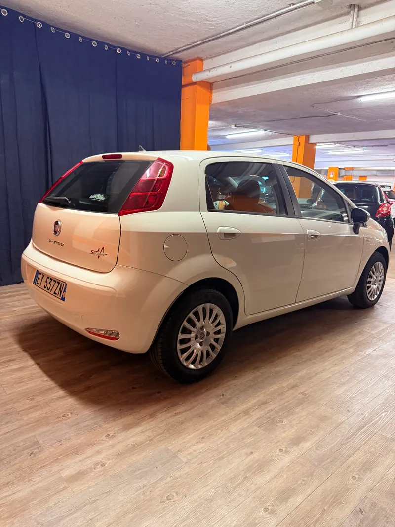 Fiat PUNTO CON SOLI 13.937 KM 23