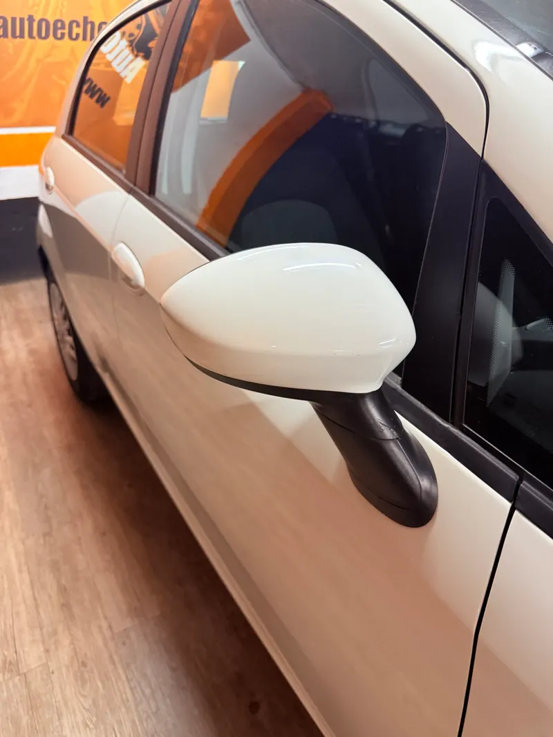 Fiat PUNTO CON SOLI 13.937 KM 25