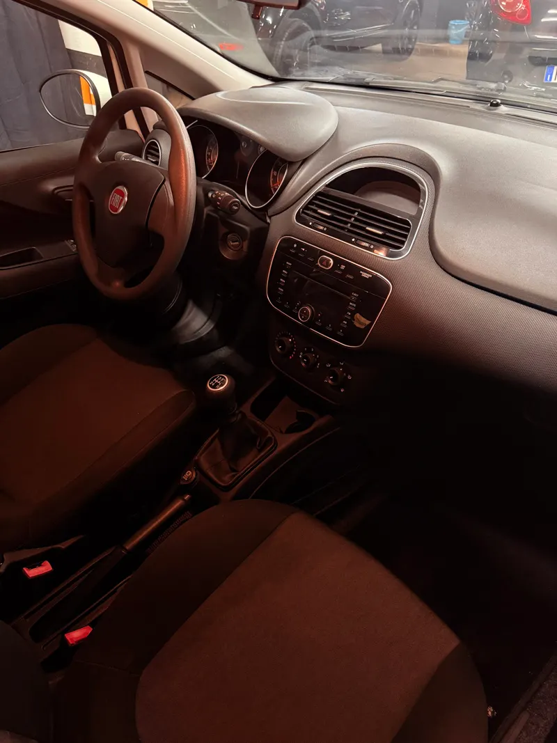Fiat PUNTO CON SOLI 13.937 KM 62