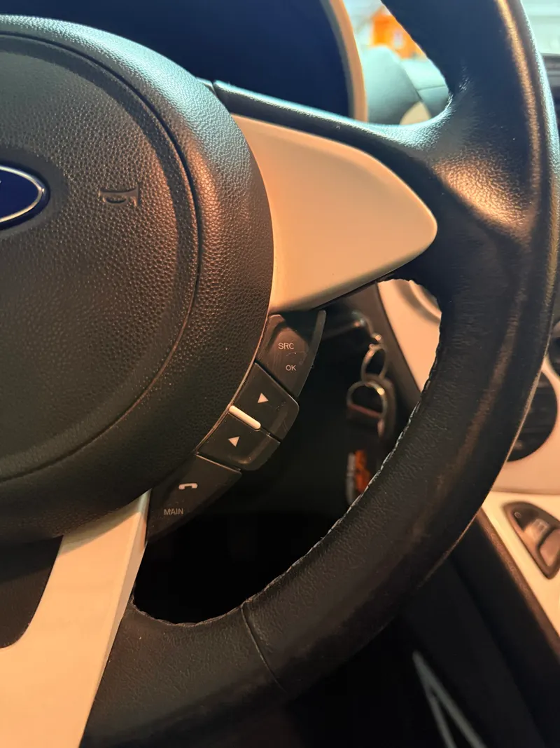 Ford KA CON SOLI 43.580 KM 37