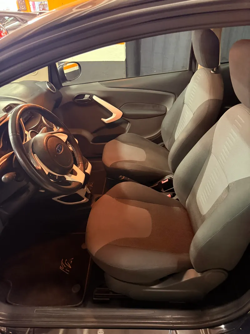 Ford KA CON SOLI 43.580 KM 38
