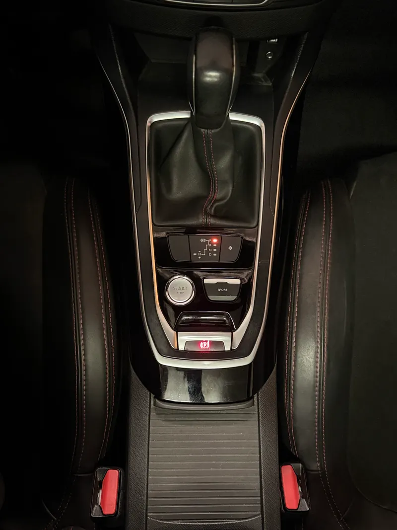 Peugeot 308 GT CON TETTO PANORAMICO CON 128.162 km 40