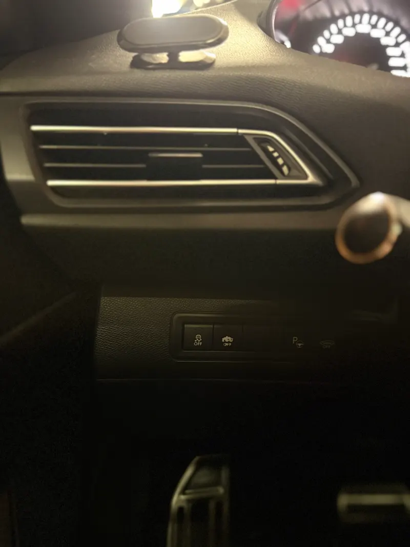 Peugeot 308 GT CON TETTO PANORAMICO CON 128.162 km 39