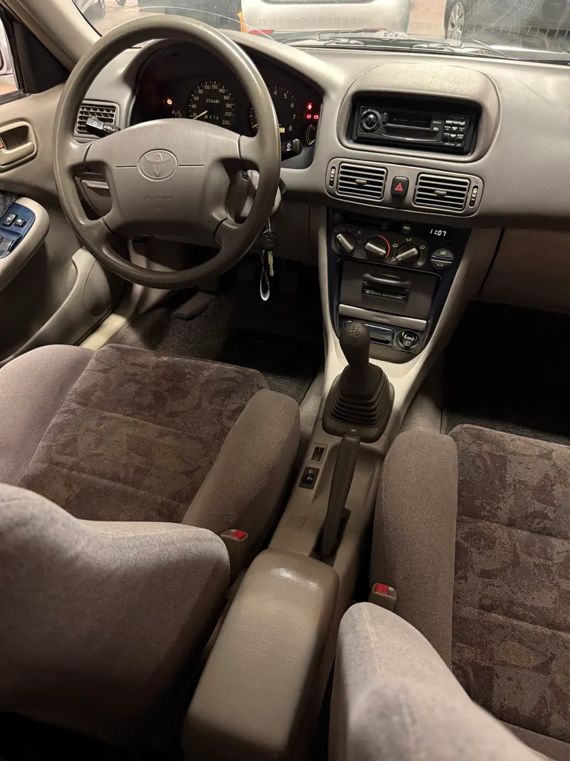 Toyota COROLLA CON SOLI 72.565 km 54