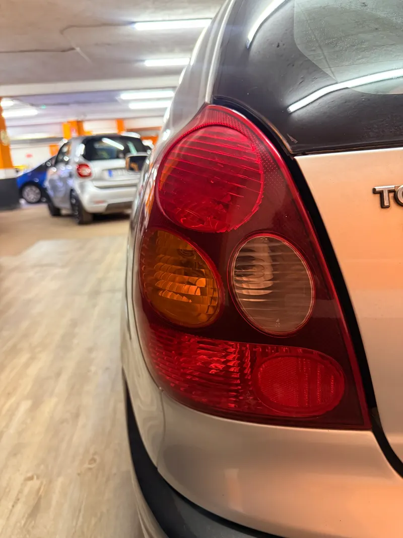 Toyota COROLLA CON SOLI 72.565 km 15