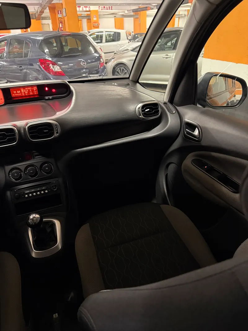 Citroën C3 PICASSO ADATTA A NEOPATENTATI 122