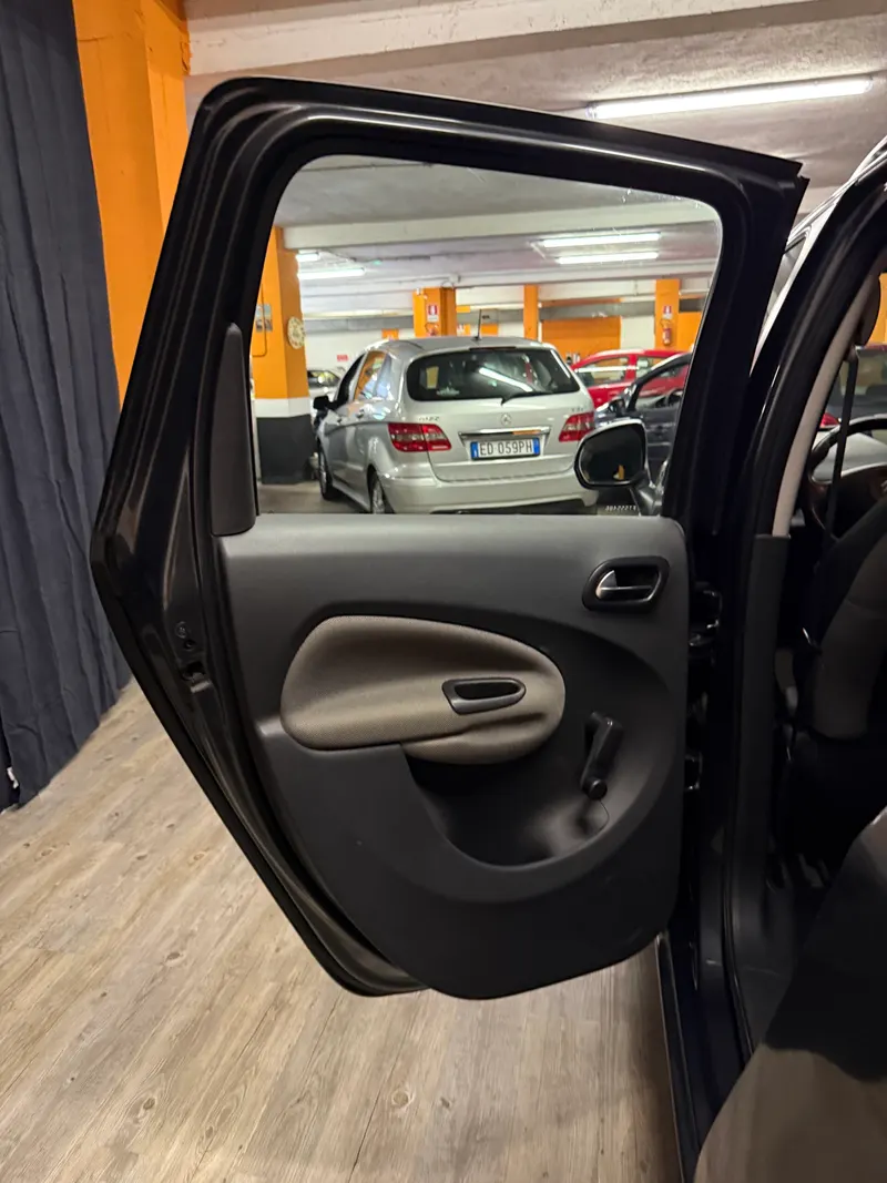 Citroën C3 PICASSO ADATTA A NEOPATENTATI 29