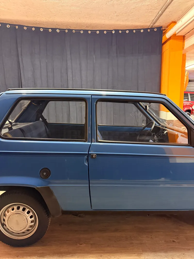 Fiat PANDA YOUNG 750, UNICO PROPRIETARIO CON SOLI 39.864 KM ADATTA A 25