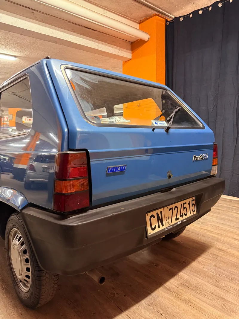 Fiat PANDA YOUNG 750, UNICO PROPRIETARIO CON SOLI 39.864 KM ADATTA A 17