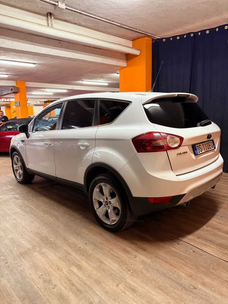 Ford KUGA CON SOLI 39.513 KM 19