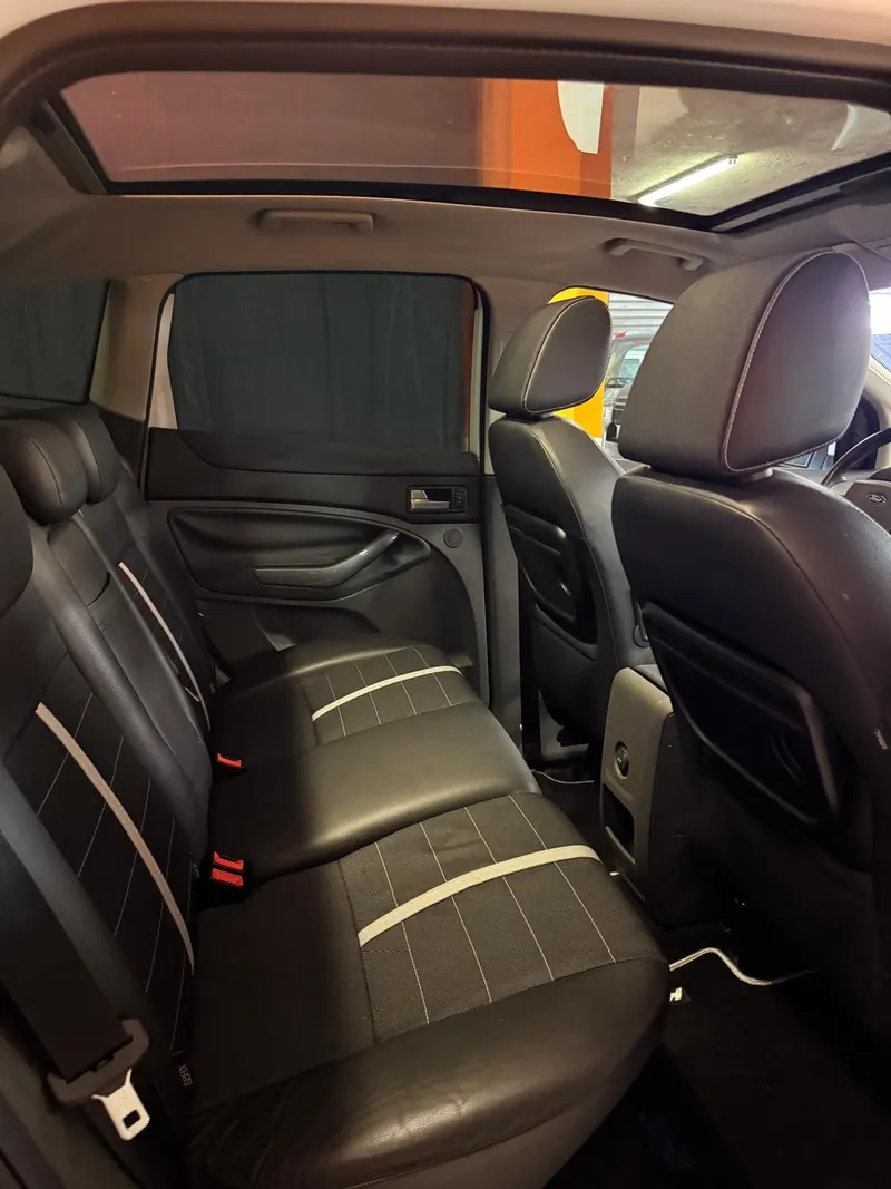 Ford KUGA CON SOLI 39.513 KM 74