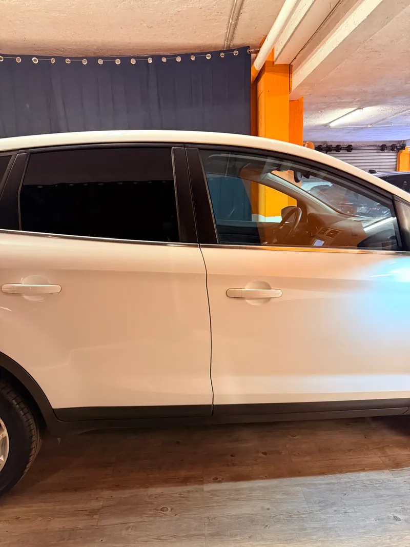 Ford KUGA CON SOLI 39.513 KM 23