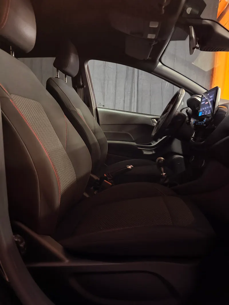 Ford FIESTA ST LINE ANNO 2019 40