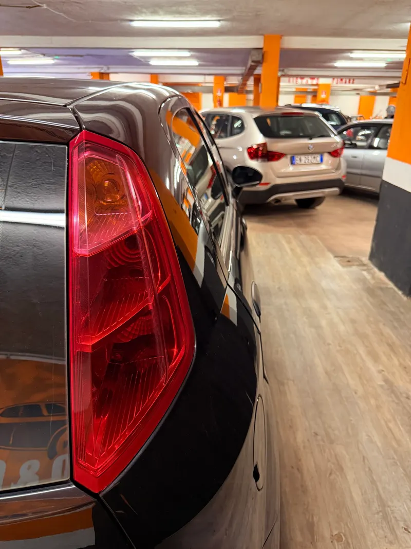 Fiat PUNTO CON SOLI 61.599 KM E6 IMMATRICOLATA NEL 2018 18