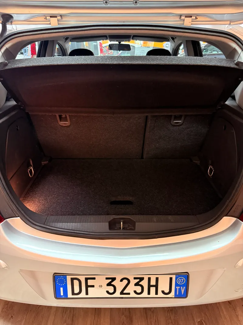 Opel CORSA CON SOLI 49.822 KM 38