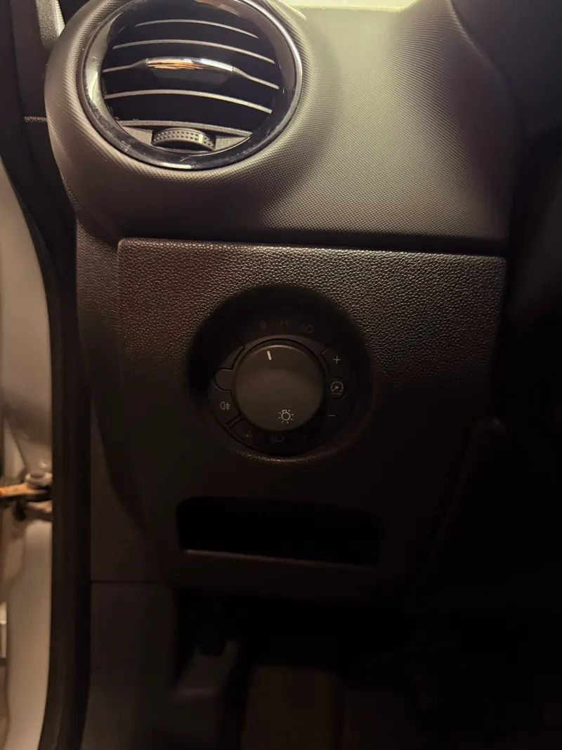 Opel CORSA CON SOLI 49.822 KM 48