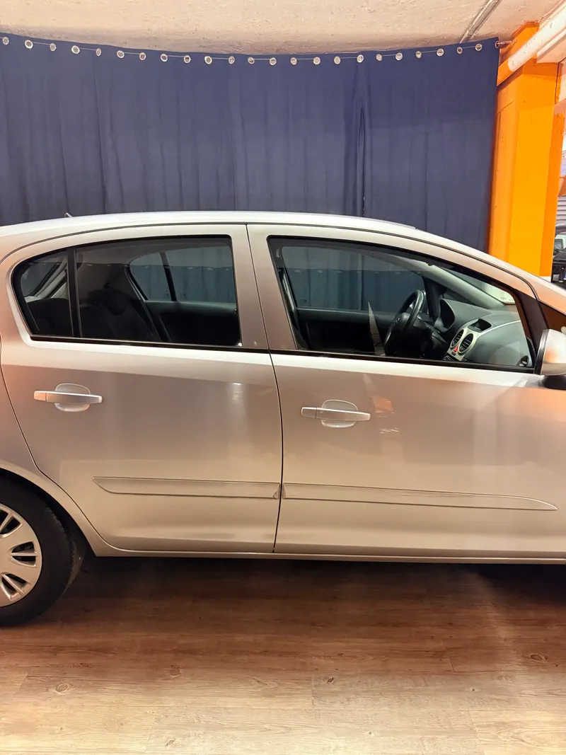 Opel CORSA CON SOLI 49.822 KM 34