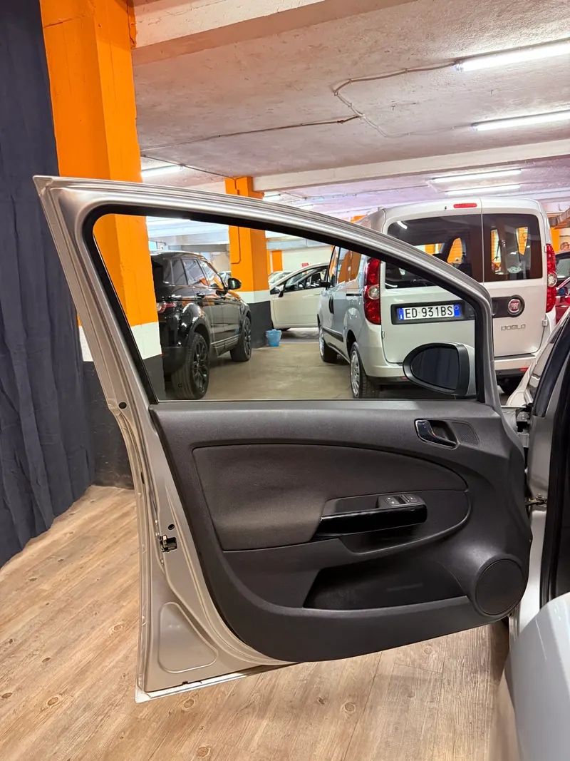 Opel CORSA CON SOLI 49.822 KM 40