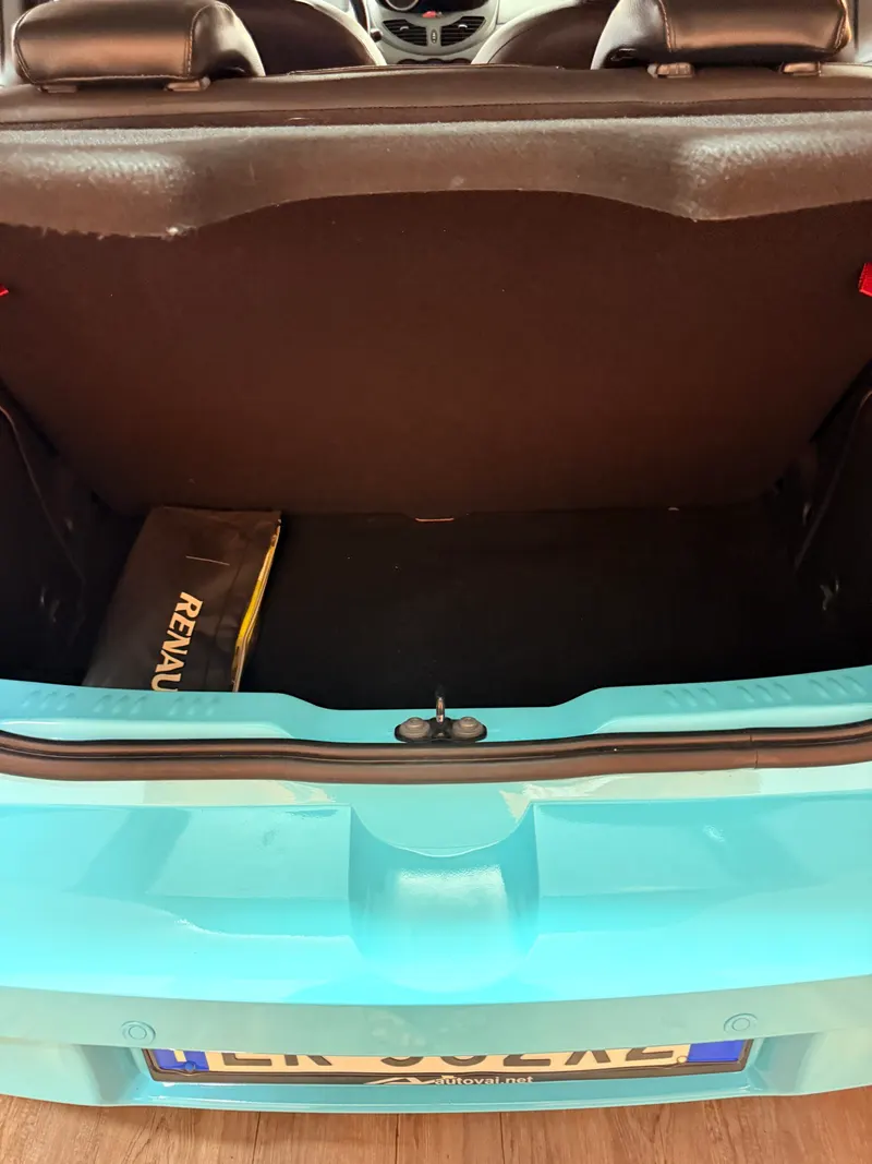 Renault TWINGO CON SOLI 71.854 KM 14