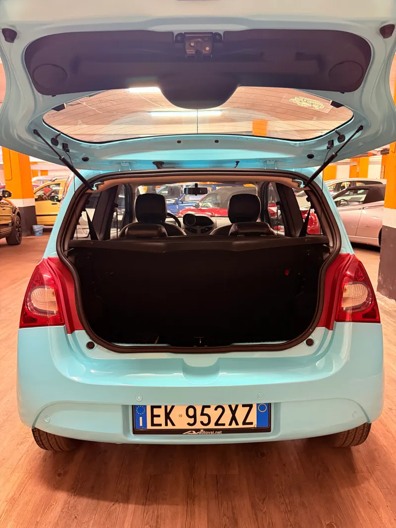 Renault TWINGO CON SOLI 71.854 KM 15
