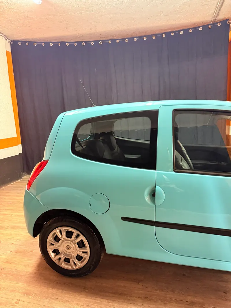 Renault TWINGO CON SOLI 71.854 KM 22